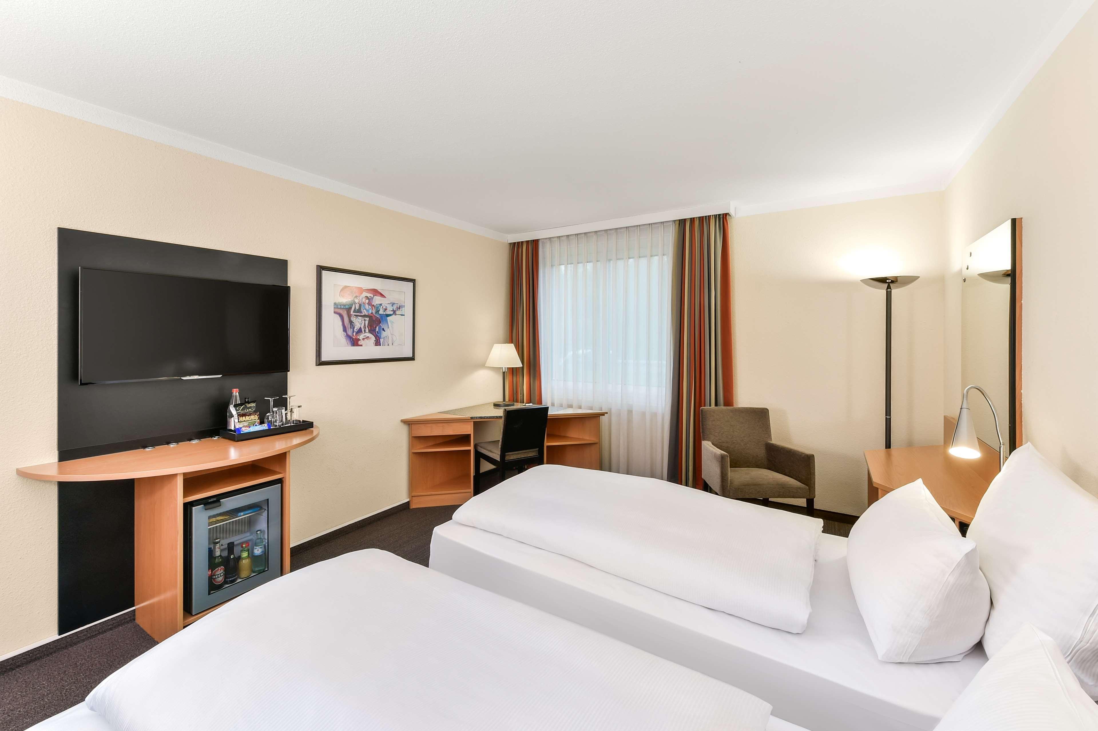 Nh Muenchen Airport 4* Обердинг
